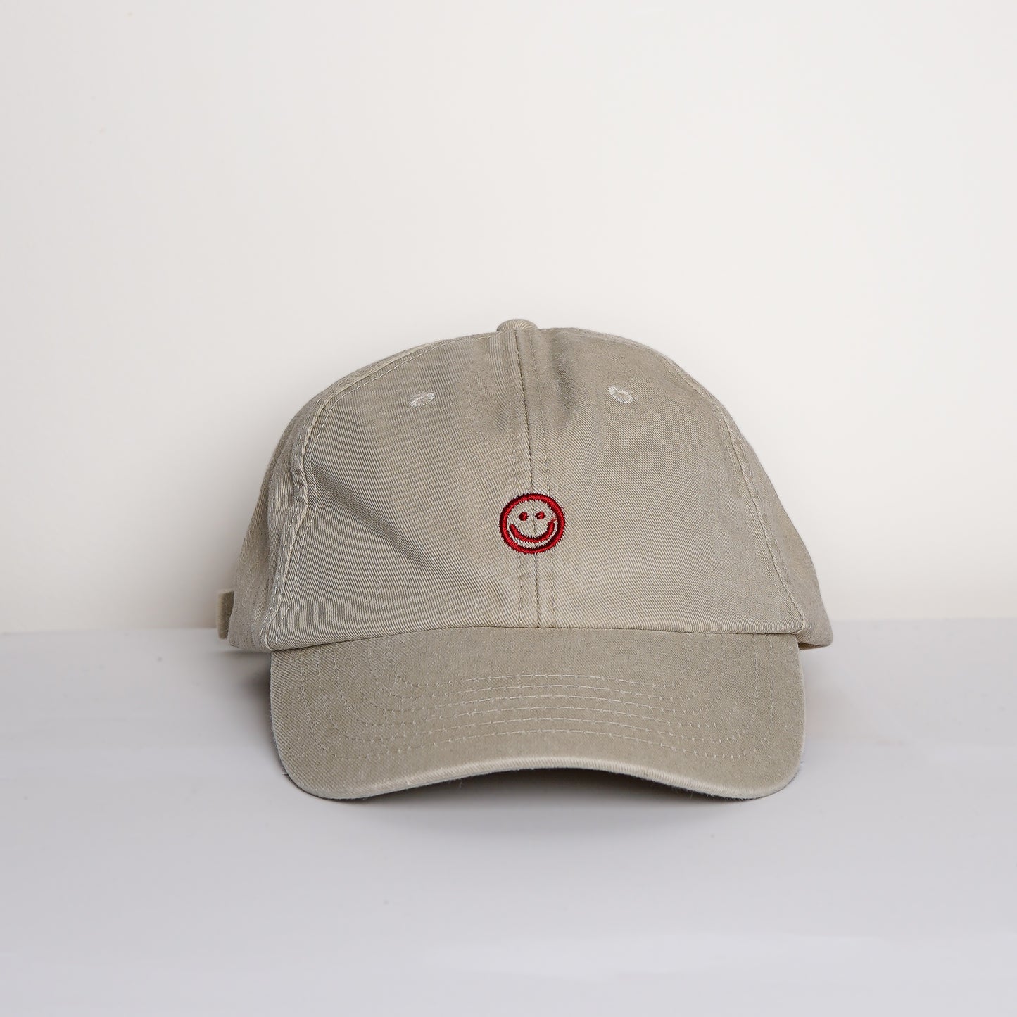 Smiley Cap, Cream / Red